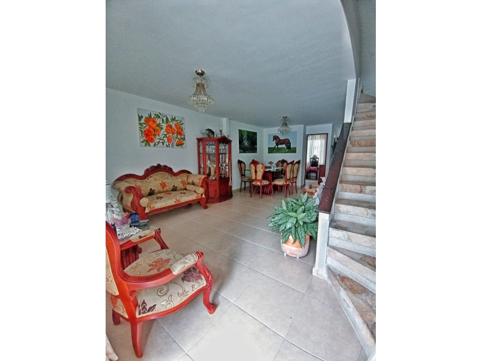 Casa amplia en conjunto residencial Av. Sur Pereira, 3 pisos — foto 2