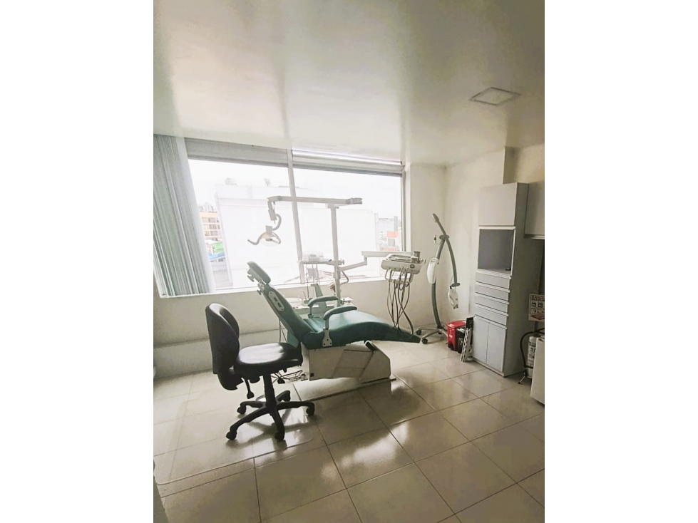 CONSULTORIO ODONTOLOGICO EN VENTA EN MORATO, SUBA