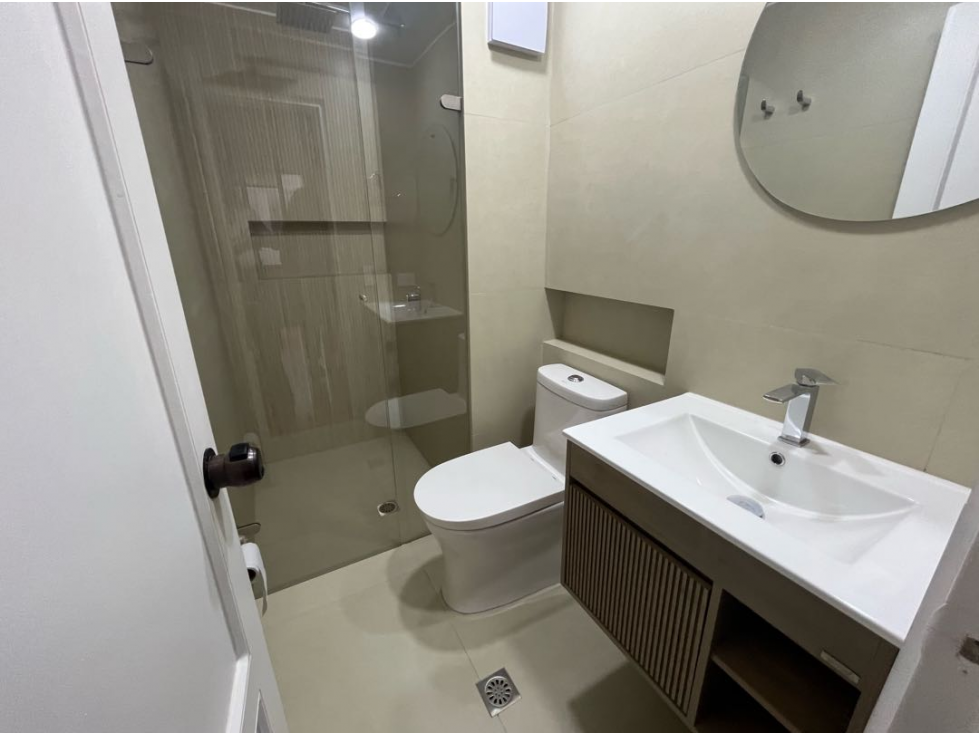 APARTAMENTO EN ARRIENDO CHICO (CALLE 94 CON 13) — foto 5