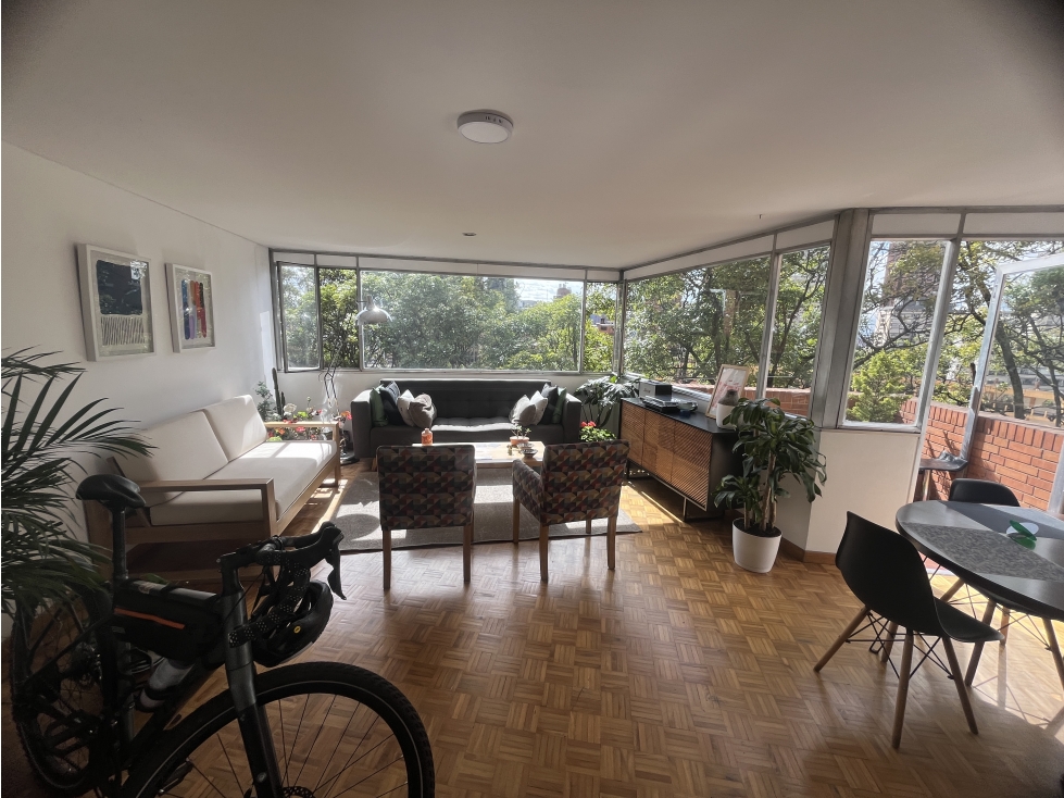 APARTAMENTO DUPLEX EN VENTA EN TORRES DEL PARQUE, LA MACARENA — foto 2