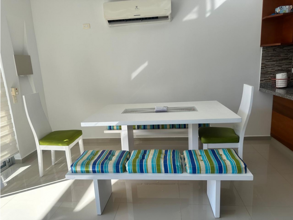 CASA EN VENTA GIRARDOT CONDOMINIO MADEIRA - 4