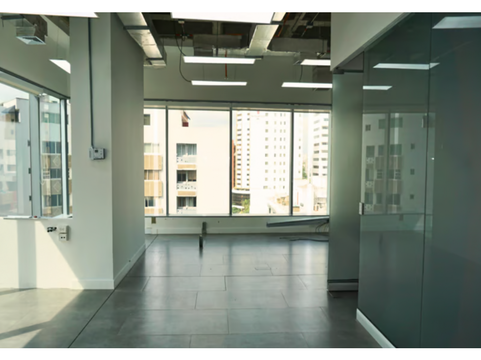 OFICINA EN VENTA EN TORRE EMPRESARIAL ATLANTICA EN BARRANQUILLA - 5