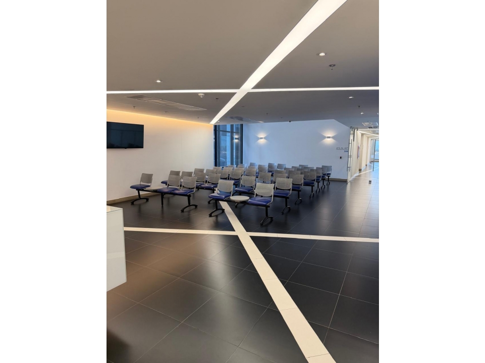 CONSULTORIO EN OBRA GRIS EN VENTA EN CAJICA — foto 4