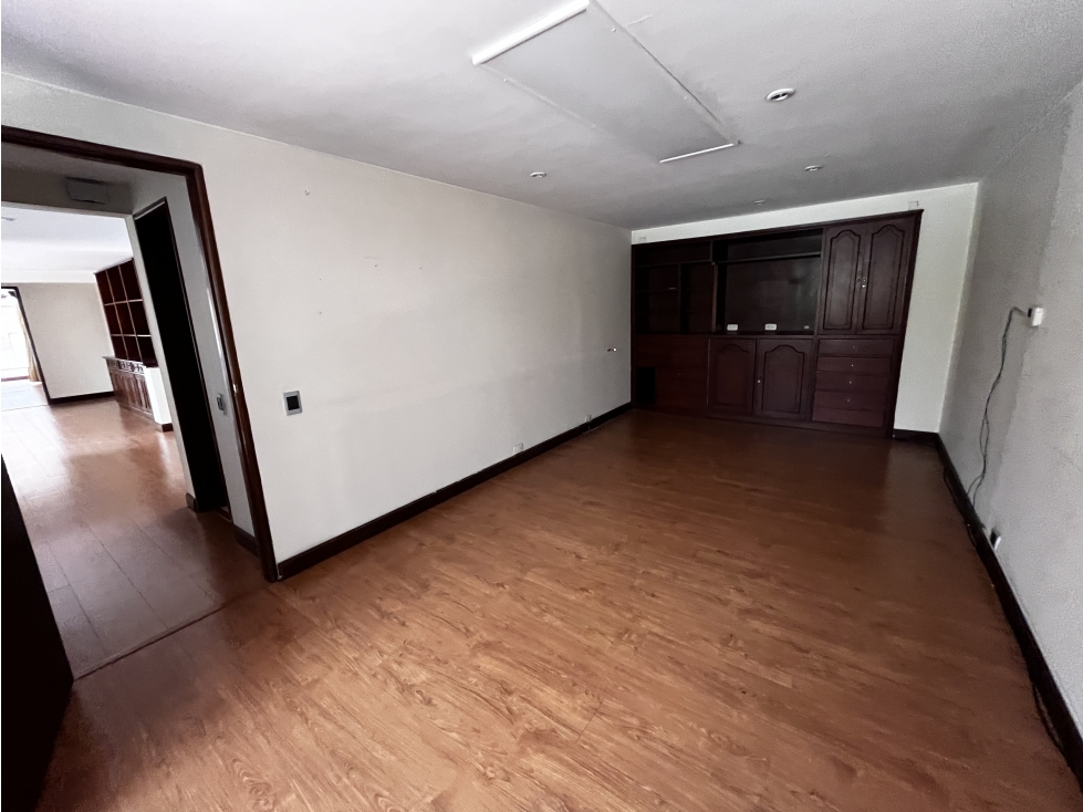 APARTAMENTO DUPLEX EN VENTA CON TERRAZA EN CABRERA PARA REMODELAR (SV) — foto 6