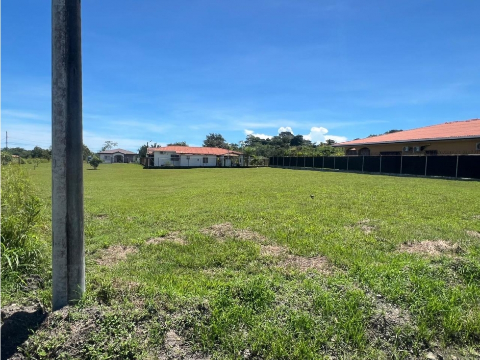 Se Vende Terreno en Barriada El Celaje, Chame - 1