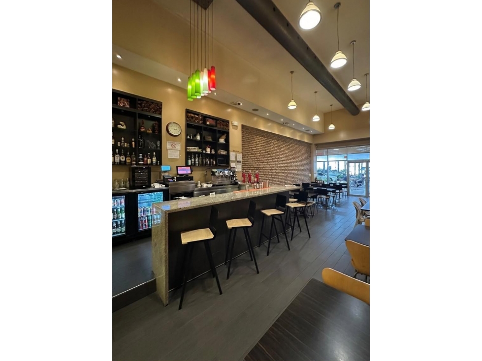Se vende Local en Pueblo Nuevo amoblado — foto 3