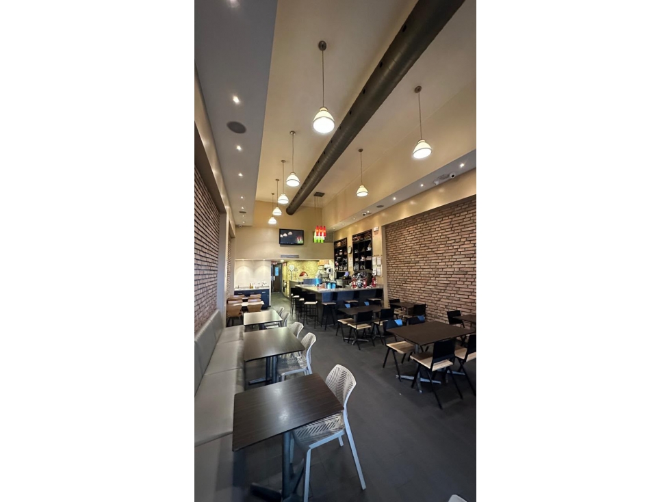 Se vende Local en Pueblo Nuevo amoblado — foto 6