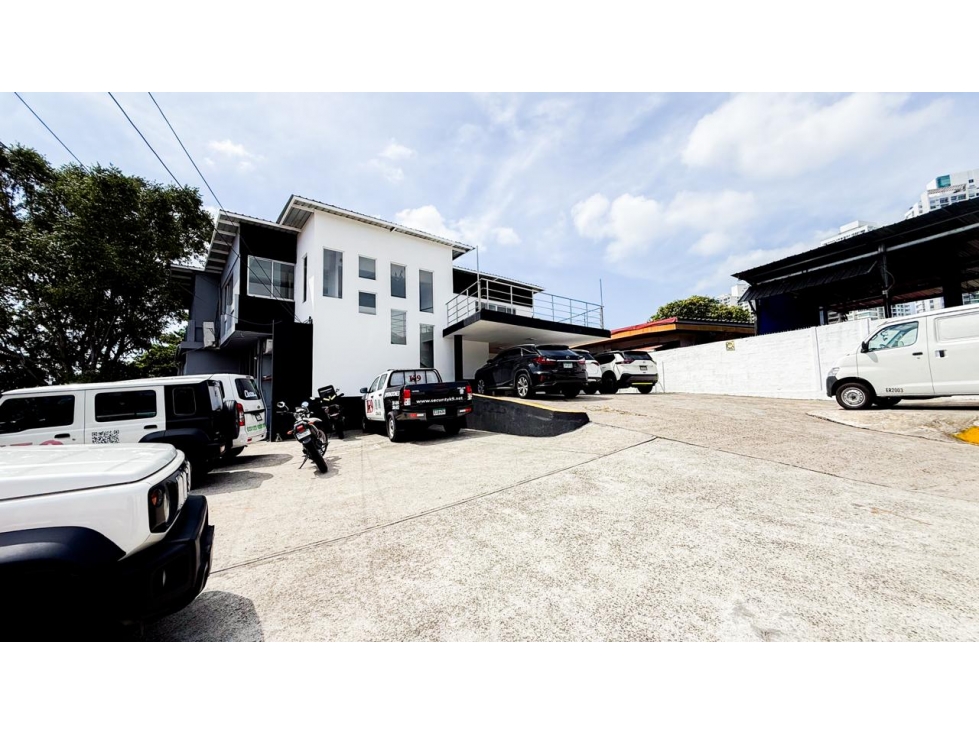 Edificio Comercial en Alquiler - 1