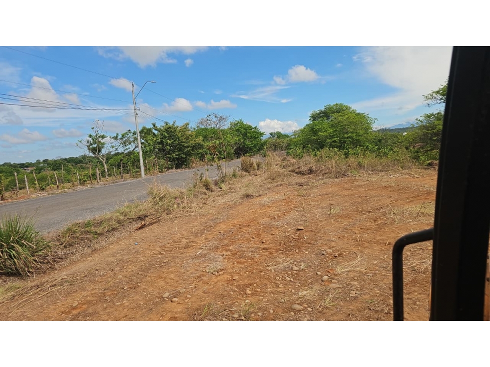 Terreno de 24,381 mt2 para Desarrollo en Las Lomas, Chiriqui - 1
