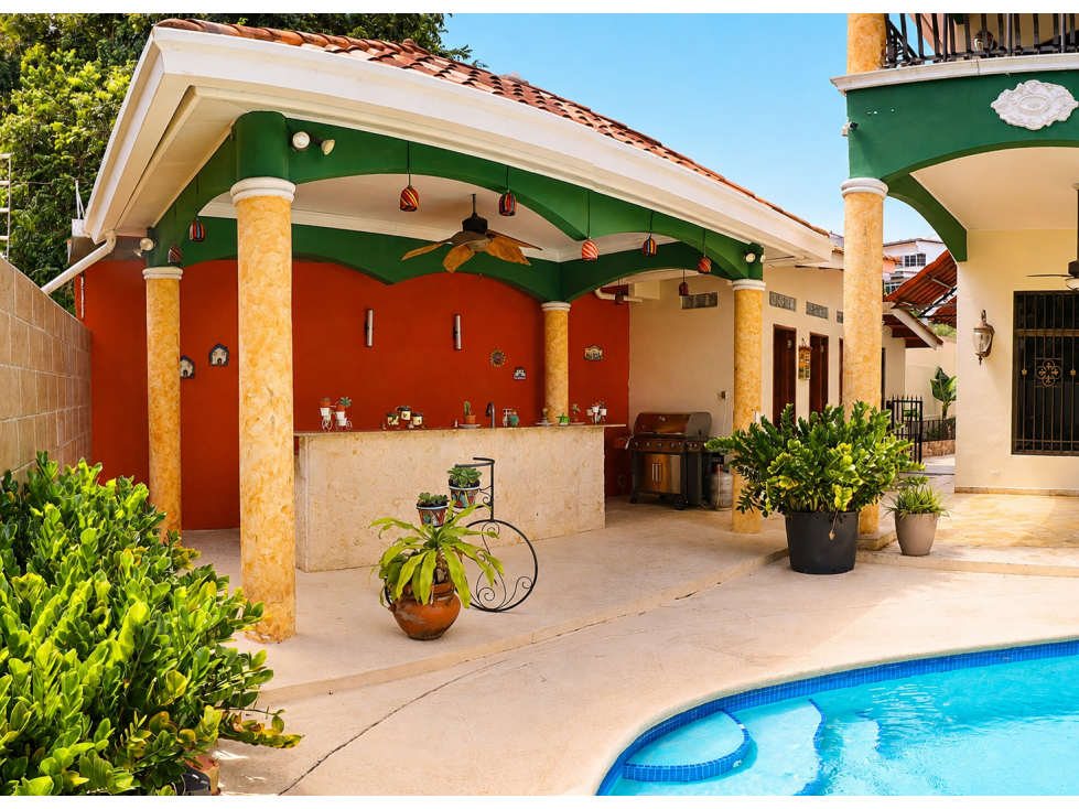 Casa en venta con piscina y paneles solares en La Alameda - 2