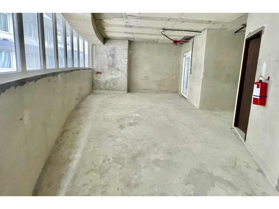SE VENDE LOCAL COMERCIAL - 2