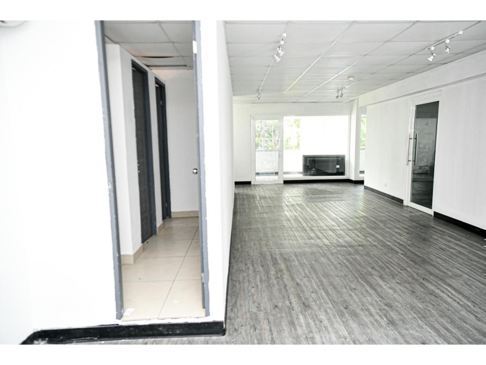 Edificio Comercial en Alquiler - 5