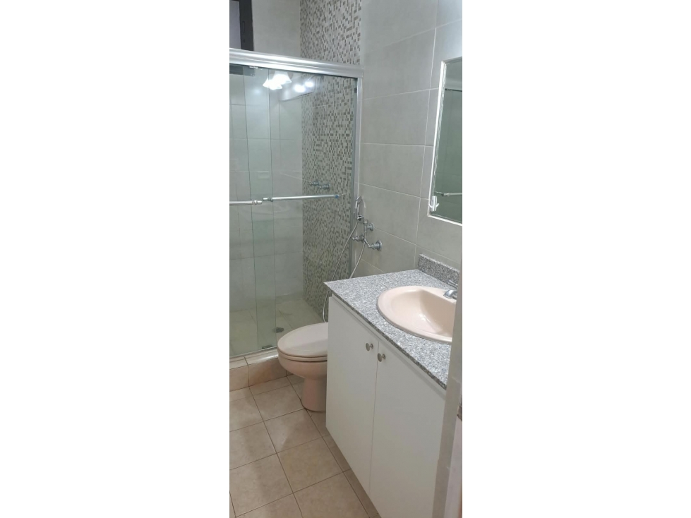 ALQUILER EN OBARRIO FULL AMOB 180M2 — foto 4
