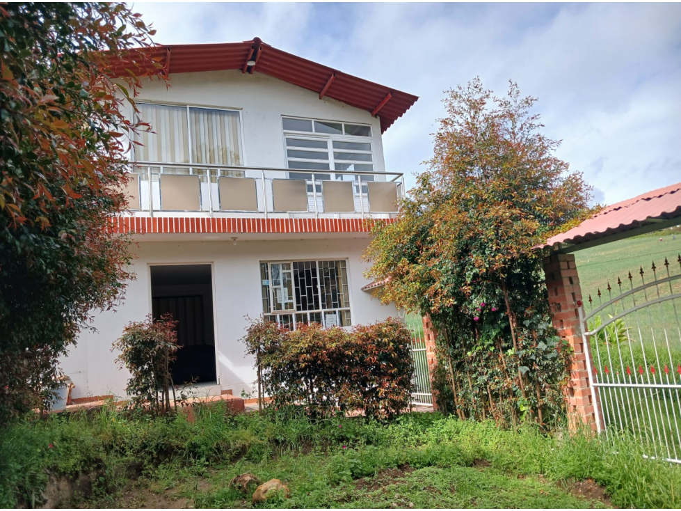 CASA CON APARTAESTUDIO MIRABAL - PAIPA, BOYACÁ - 1