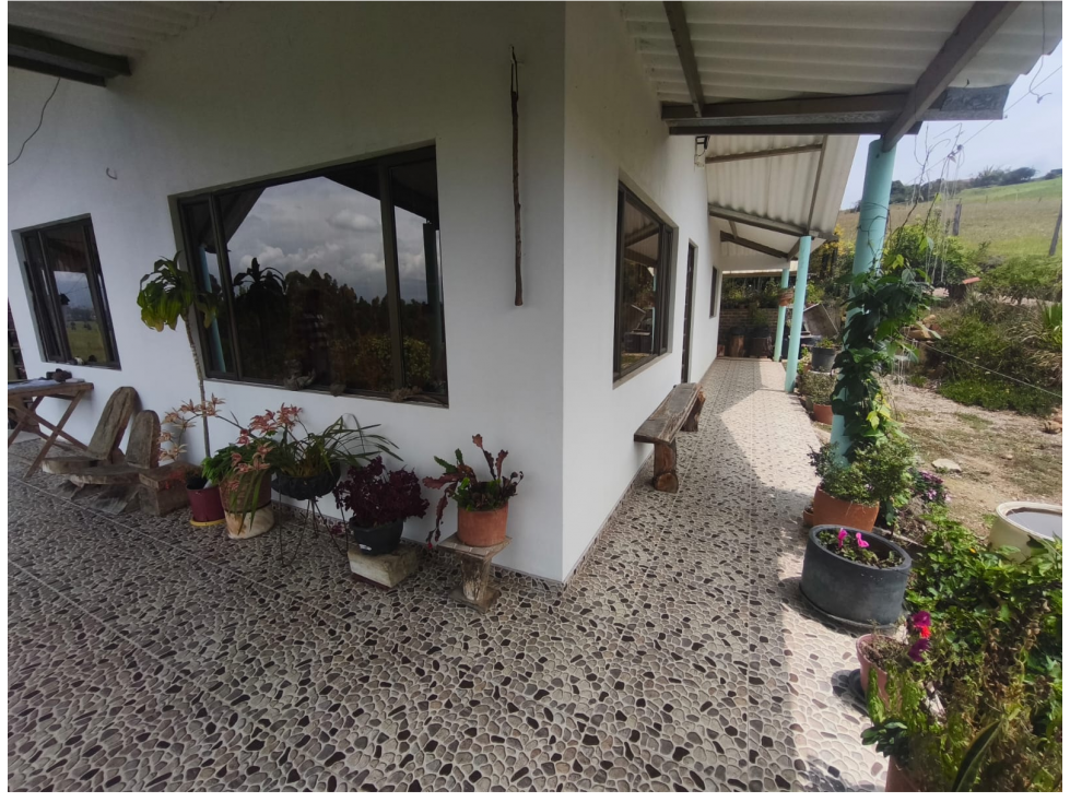 SE VENDE CASA - LOTE RURAL EN SOTAQUIRA - 3