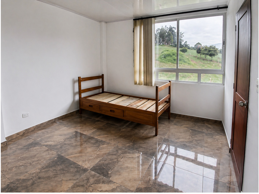 CASA CON APARTAESTUDIO MIRABAL - PAIPA, BOYACÁ - 4