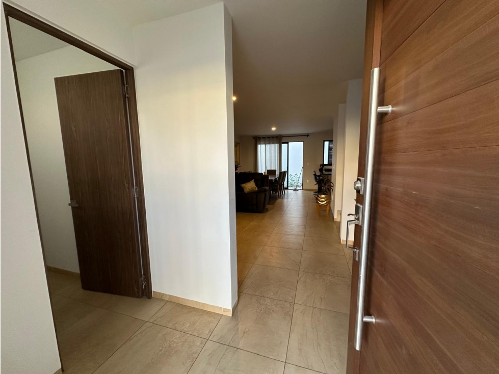 RENTA CASA AMUEBLADA CERCA DE LA ANAHUAC ZIBATA EL MARQUES QUERETARO - 1