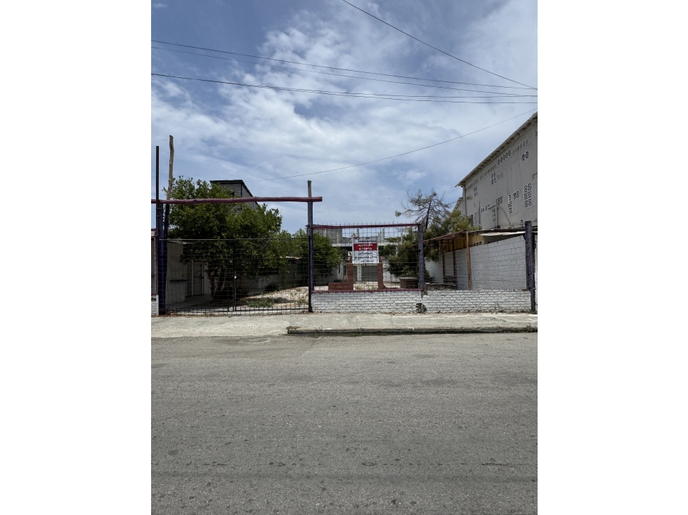 VENTA DE TERRENO EN PLAYAS VILLA MIL - GUAYAS - 2