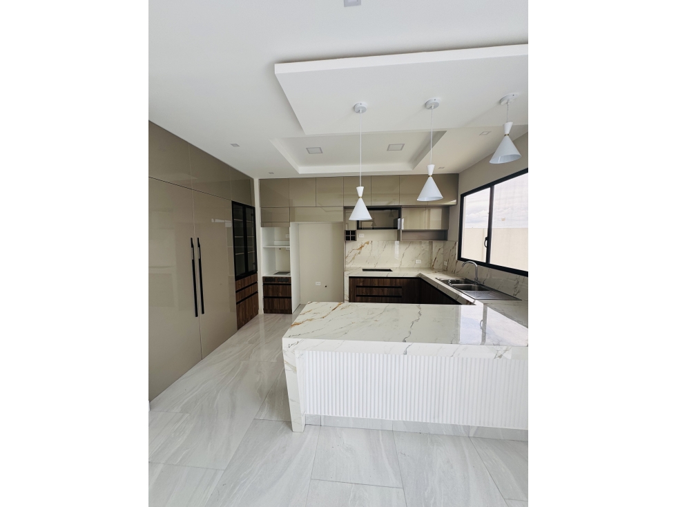 VENTA CASA DE ESTRENO - KM 19 VIA A LA COSTA - GUAYAQUIL — foto 3