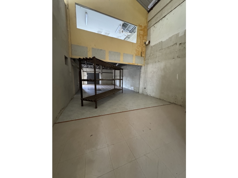 VENTA DE EDIFICIO PLAYAS VILLA MIL - GUAYAS - 5