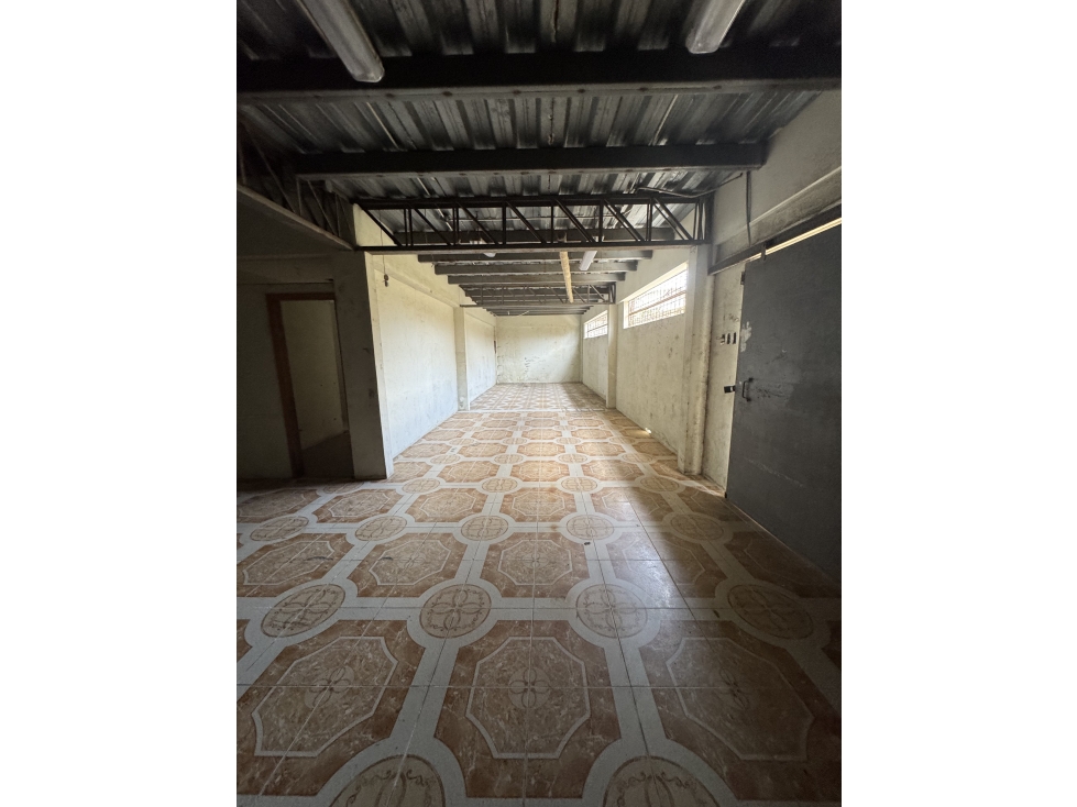 VENTA DE EDIFICIO PLAYAS VILLA MIL - GUAYAS - 6