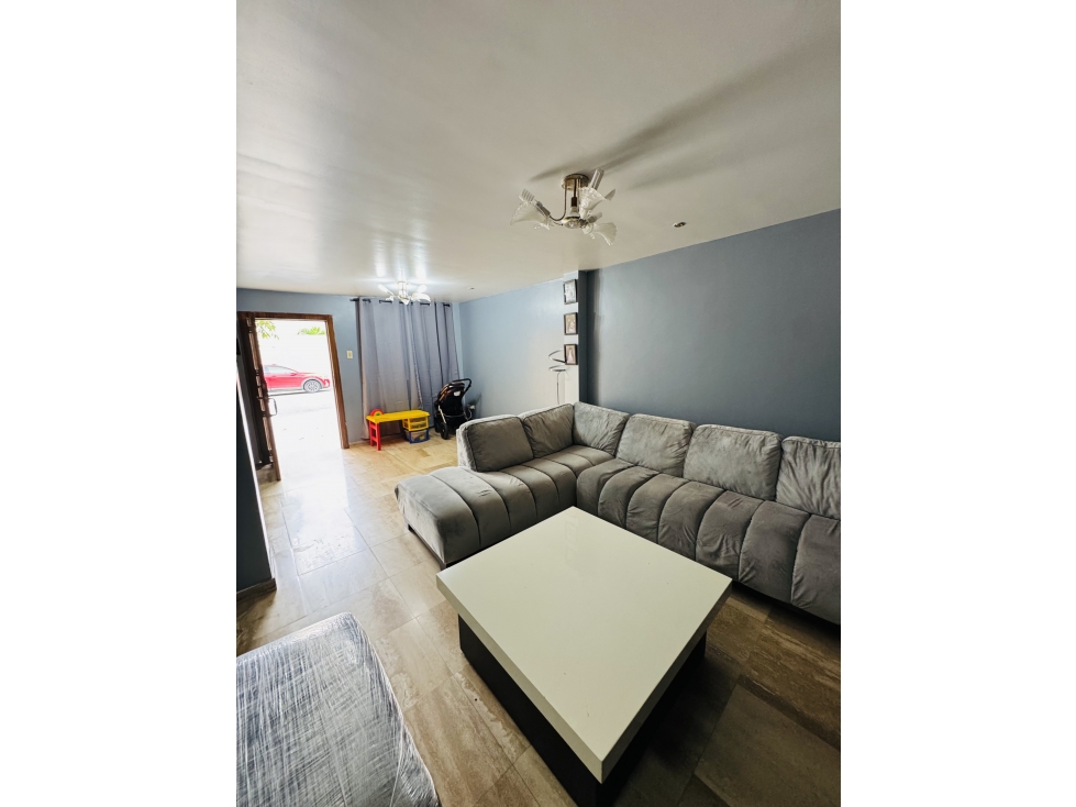 VENTA CASA URBANIZACION CASTILLA VIA SAMBORONDON - GUAYAS - 2