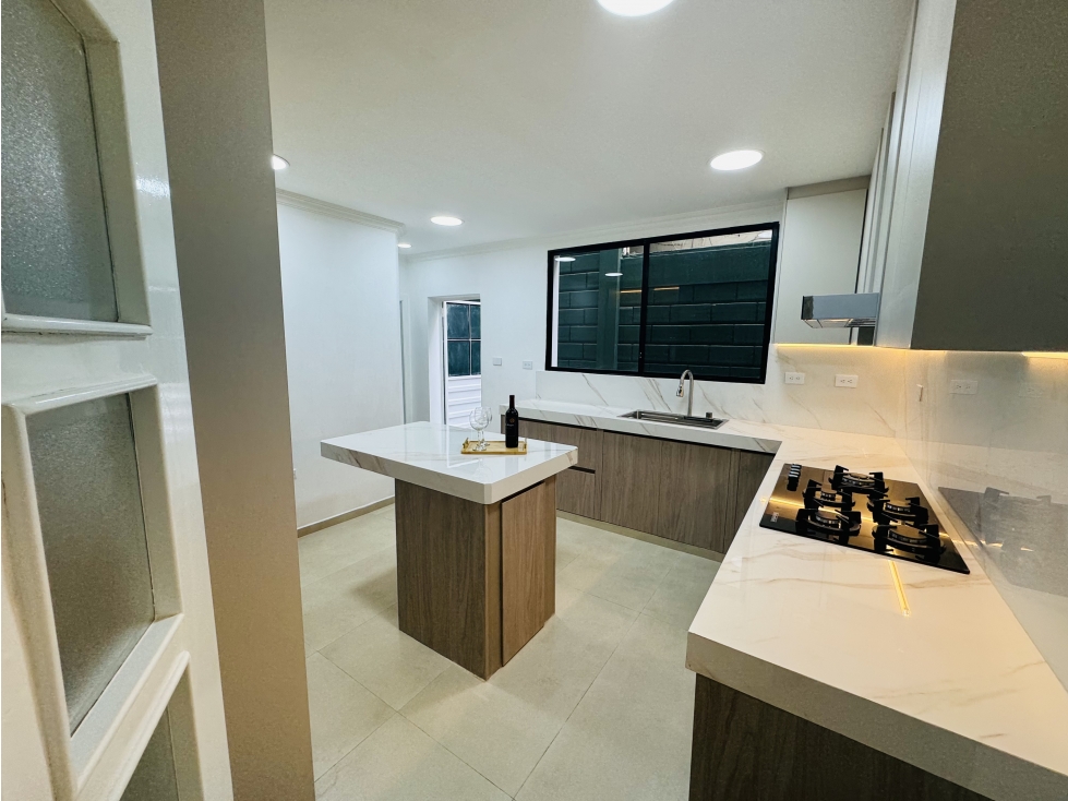 ALQUILER CASA URBANIZACIÓN TERRANOVA SECTOR UEES - 6