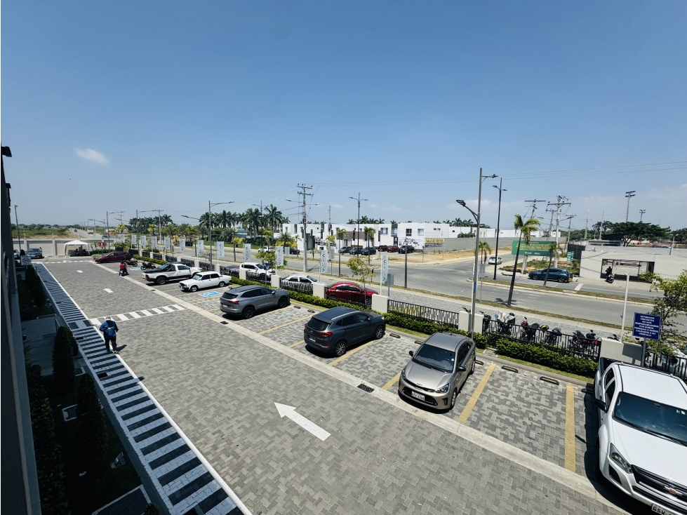 ALQUILER LOCAL COMERCIAL VYZCAYA II - 6