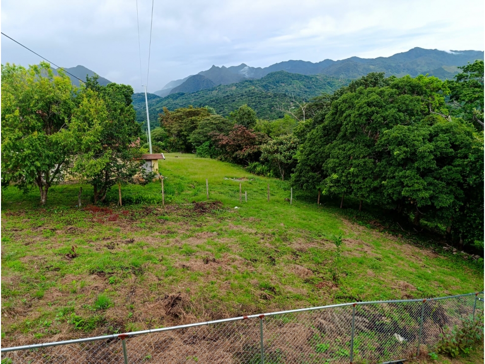 TERRENO CON VISTA A LAS MONTAÑAS EN VENTA EN SANTA FE - 3