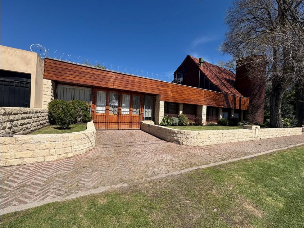 VENTA CHALET DE 6 AMBIENTES EN LA FLORIDA. MAR DEL PLATA - 1