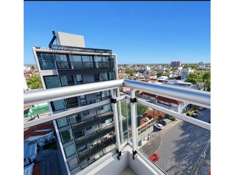 VENTA 2 AMB. FRENTE Y COCHERA- RAWSON 3400 - 1