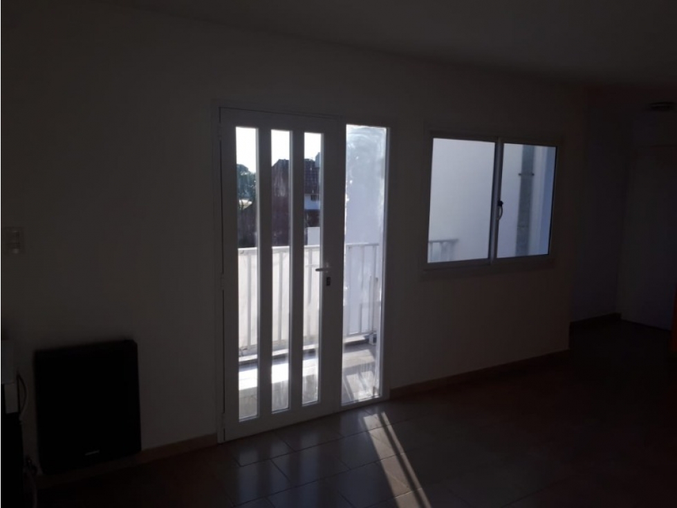 ALQUILER DEPARTAMENTO 2 AMBIENTES -MUSEO MAR-SIN EXPENSAS NI OSSE — foto 2