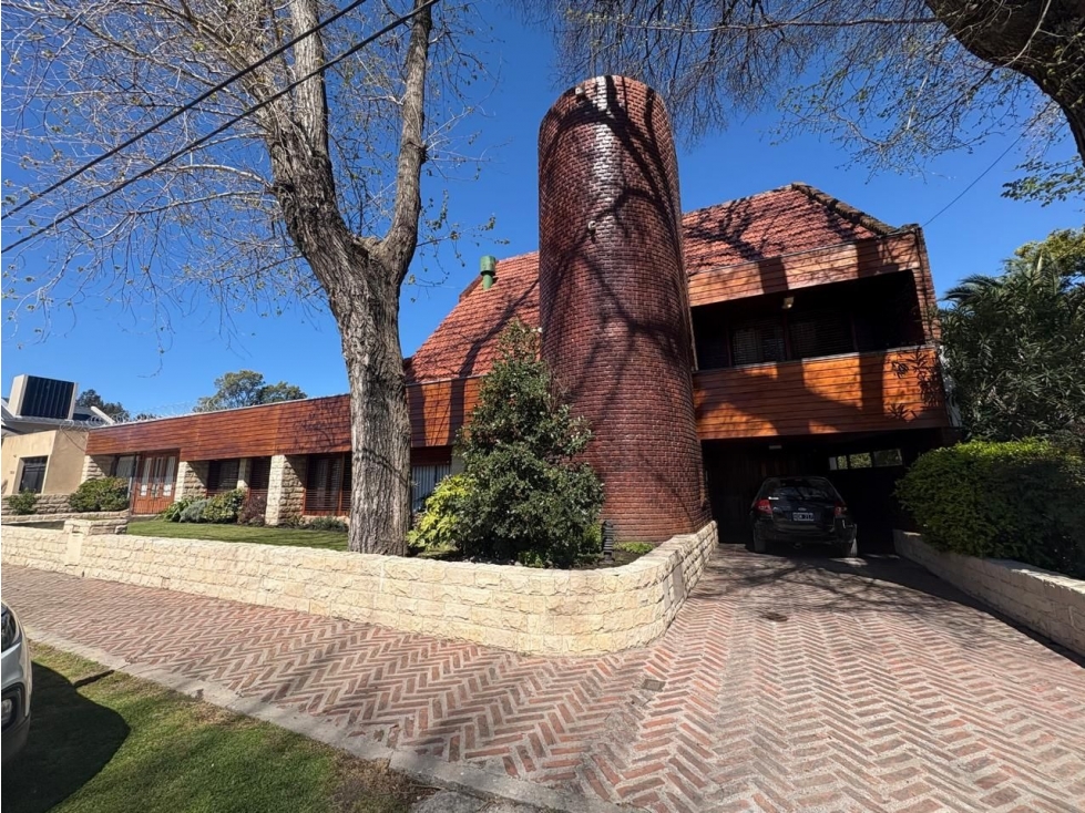 VENTA CHALET DE 6 AMBIENTES EN LA FLORIDA. MAR DEL PLATA - 2