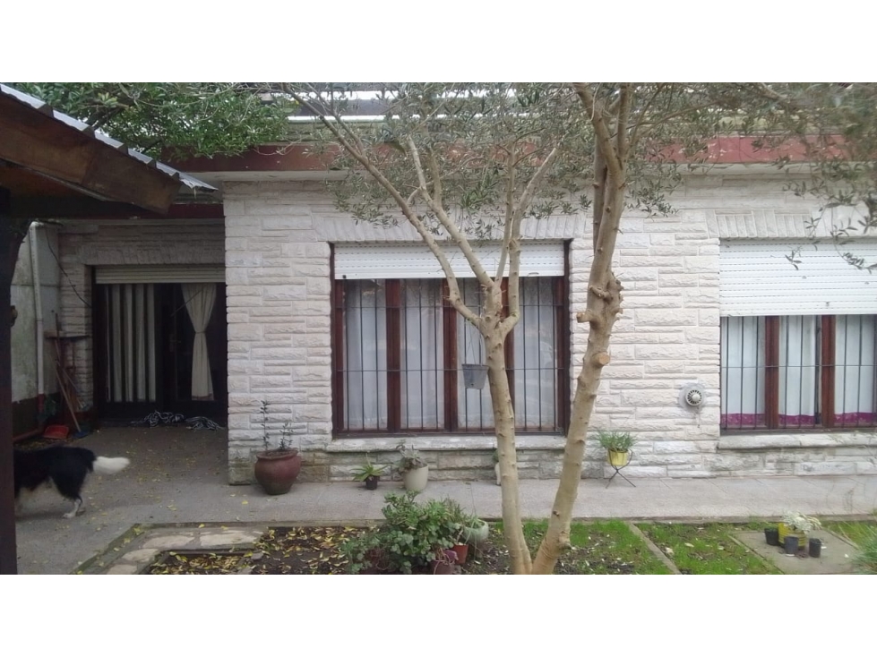 CASA 3 AMB con DEPENDENCIA - 9 DE JULIO 7000 - 1