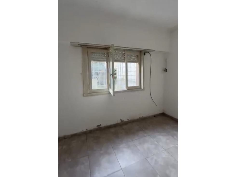 CASA 3 AMBIENTES- ALMAFUERTE 5300- GARAJE - 5