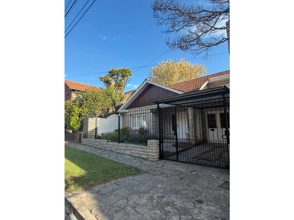 VENTA CHALET 3 AMB. GARAGE- CASTELLI 600 — foto 2