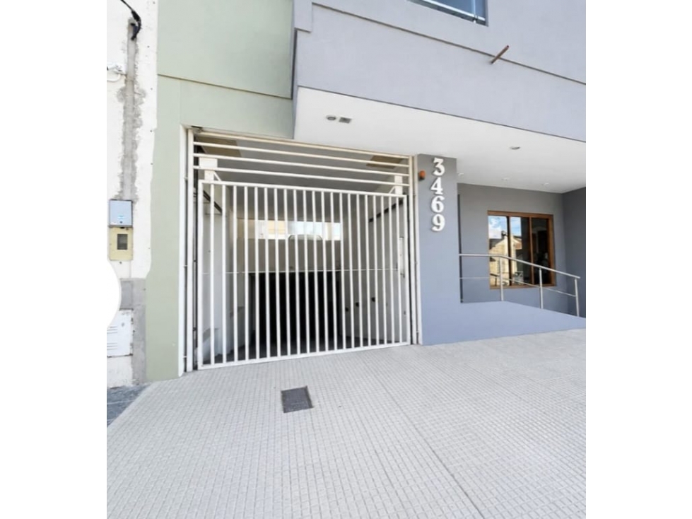 VENTA 2 AMB. FRENTE Y COCHERA- RAWSON 3400 - 2