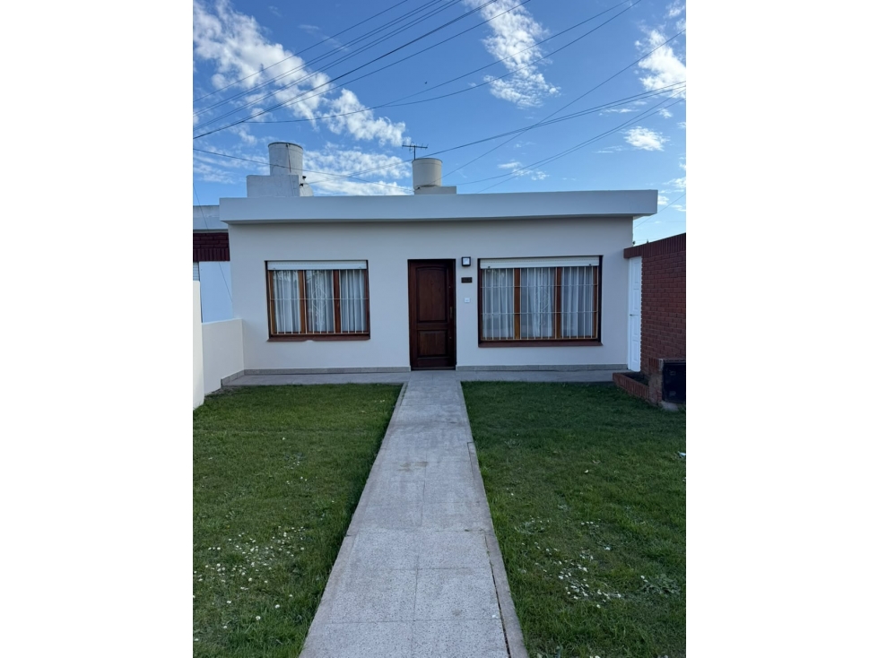 VENTA CASA DE 3 AMBIENTES SAN SANLVADOR 9200
