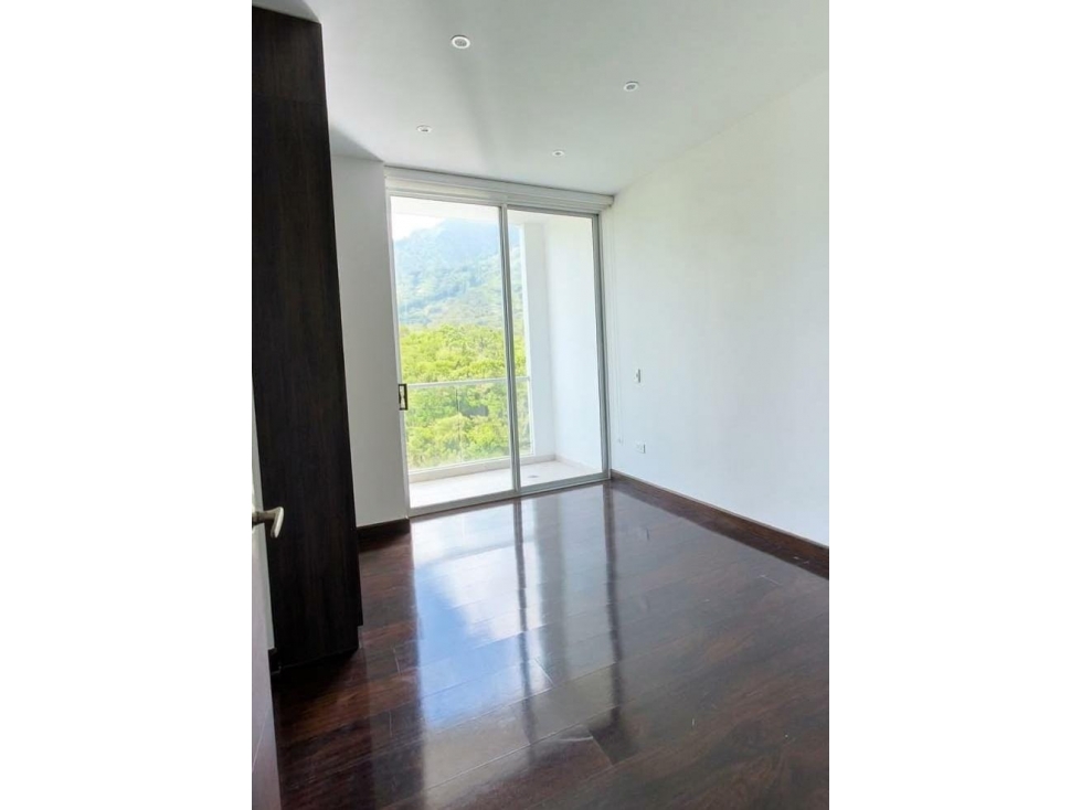 APARTAMENTO EN VISTA HERMOSA DEL VERGEL - DUPLEX — foto 4