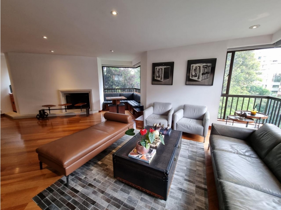 Apartamento en venta en La Cabrera