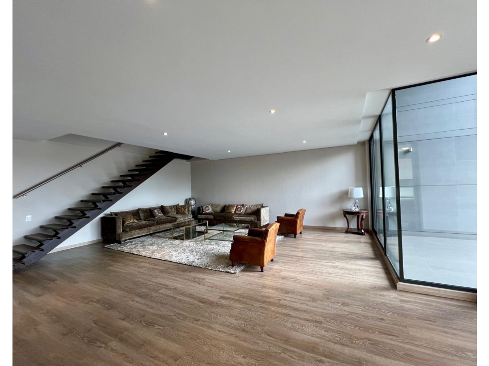 Venta en Los Rosales — foto 2