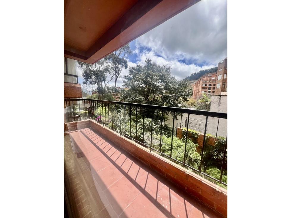 Apartamento en arriendo en Rosales Bajo — foto 3