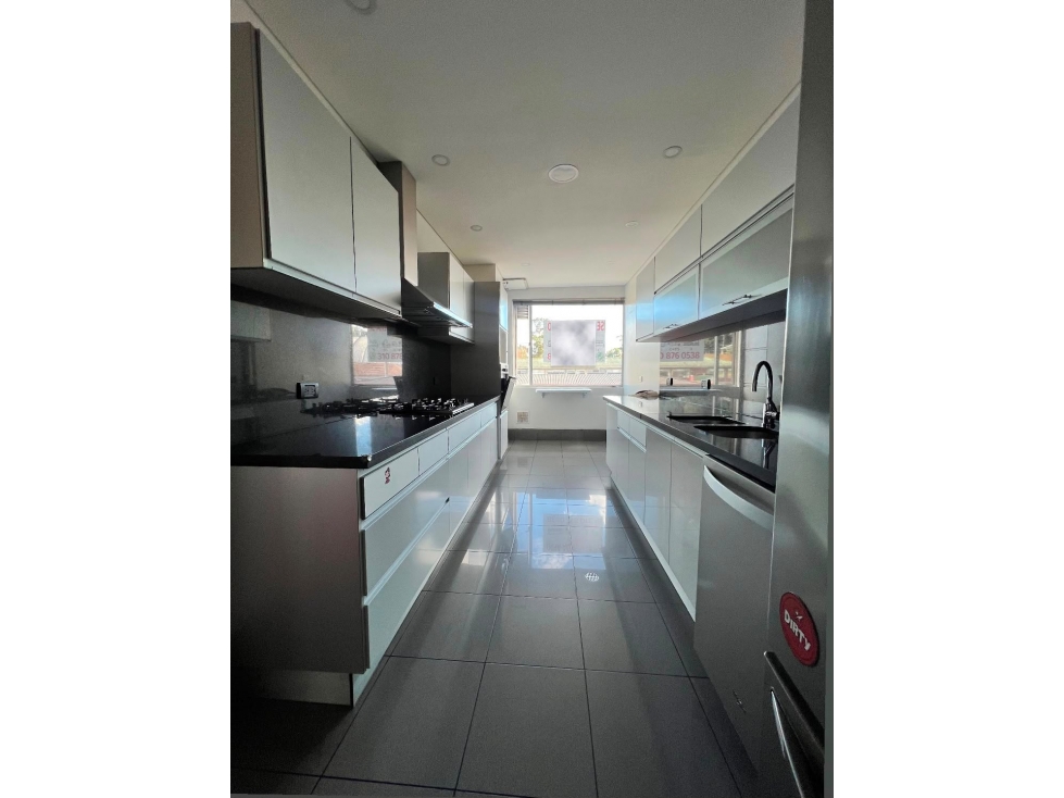 Apartamento en arriendo en Rosales Bajo — foto 3