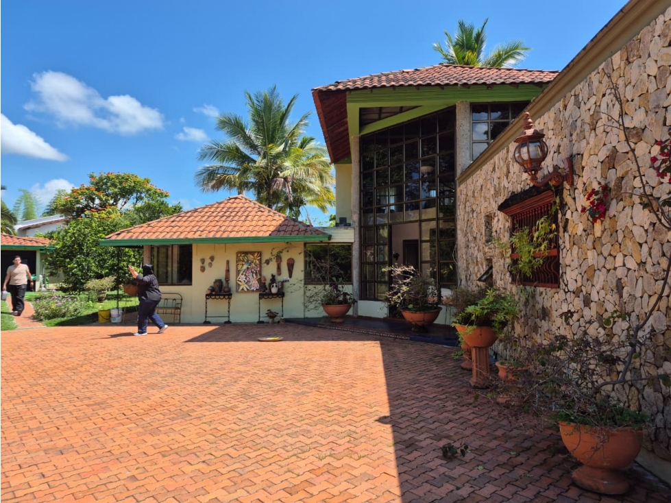 Venta de Finca en Cerritos. — foto 3