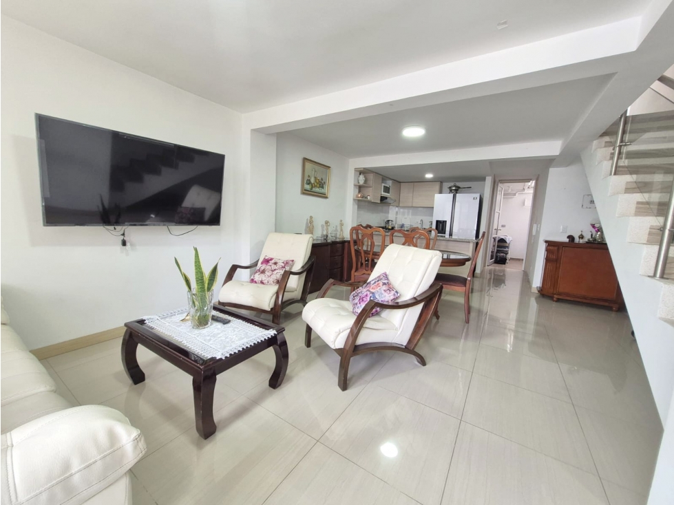 VENTA HERMOSA CASA DUPLEX EN LA PRADERA DOSQUEBRADAS — foto 2