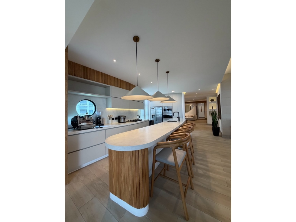 EXCLUSIVO Y LUJOSO APARTAMENTO EN PROVENZA — foto 6
