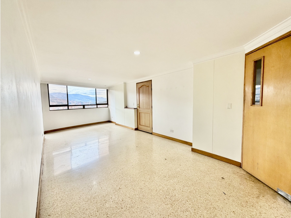 Apartamento en La Castellana con gran potencial y vista espectacular — foto 2