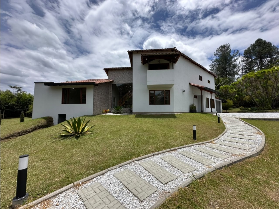 CASA FINCA EN EL YARUMO LA CEJA ANTIOQUIA - 1
