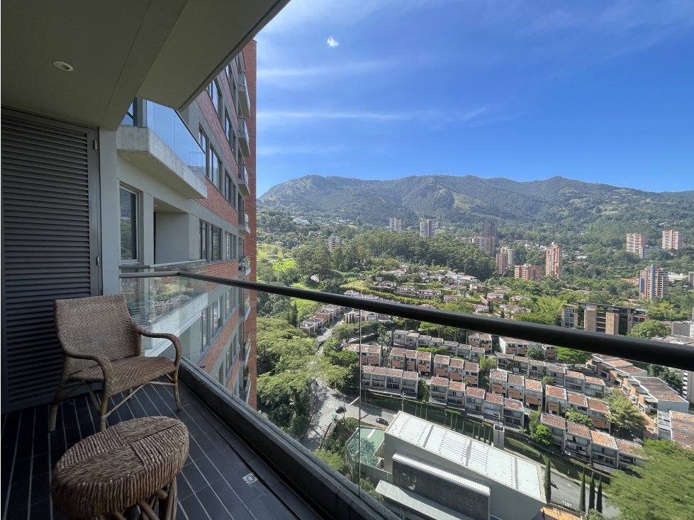 APARTAMENTO DÚPLEX CON VISTA PANORAMICA EN ALTOS DEL POBLADO — foto 5