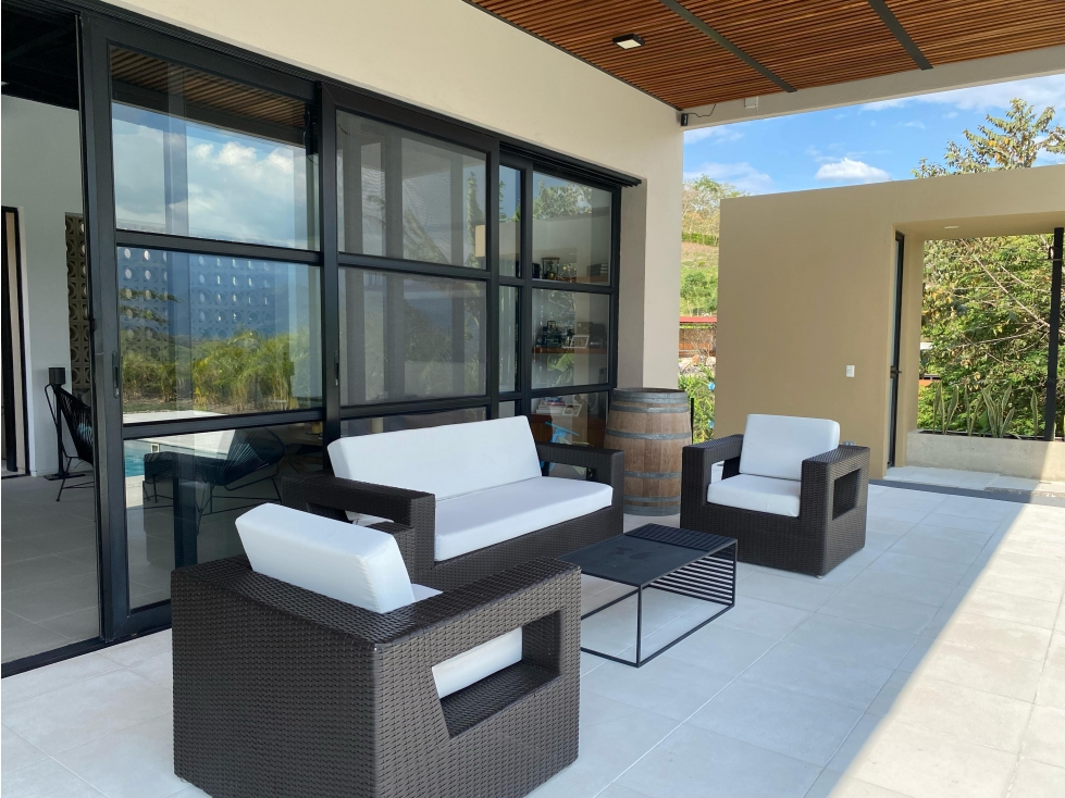 Finca Moderna Con Energía Solar y Piscina — foto 4